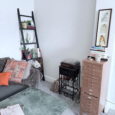 Bright And Modern Flat Near Portobello Road And The Canal London Exterior foto